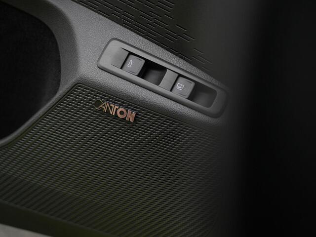 Skoda OCTAVIA Combi 1.4 TSI RS iV 245 pk DSG PHEV Business | Panoramadak | Geheugen-/massagestoelen | Adaptief onderstel | Head-up display | Leder/alcantara | Canton | Matrix LED