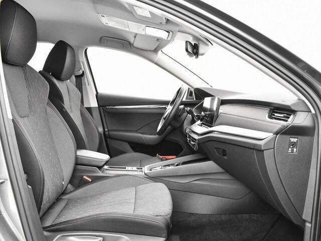 Skoda OCTAVIA Combi 1.0 e-TSI 110pk DSG Business Edition Plus · Apple/Android Car Play · Navigatie · Dodehoek Detectie · Elek. Achterklep · P-Sensoren · Getint Glas · 17'' Inch · Garantie t/m 27-07-2027 of 100.000km