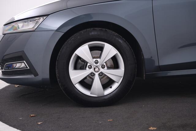 Skoda OCTAVIA Combi 1.0 TSI Business Edition Plus Trekhaak, Digital Dash, Airco.