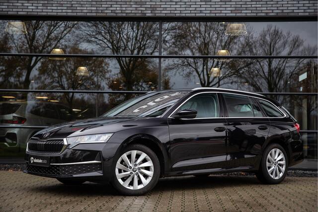 Skoda OCTAVIA Combi 1.5 TSI MHEV Business Edition Plus , Trekhaak, Adap. cruise,