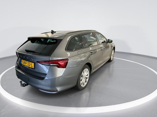 Skoda OCTAVIA Combi 1.5 TSI 115pk DSG MHEV Business Edition Plus · Camera · Apple/Android Car Play · Elek. Trekhaak · P-Sensoren · Elek. Achterklep · Keyless · 17'' Inch · Garantie t/m 29-09-2028 of 100.000km