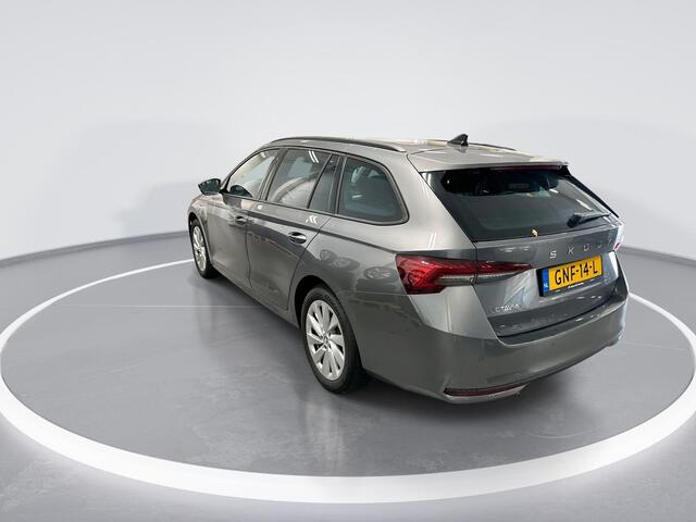 Skoda OCTAVIA Combi 1.5 TSI 115pk DSG MHEV Business Edition · Camera · Apple/Android Car Play · Elek. Trekhaak · P-Sensoren · Elek. Achterklep · Keyless · 17'' Inch · Garantie t/m 29-09-2028 of 100.000km