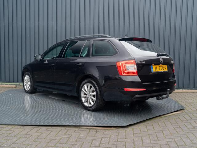 Skoda OCTAVIA Combi 1.2 TSI Greentech Ambition Businessline | Trekhaak | Navi | Prijs Rijklaar!!