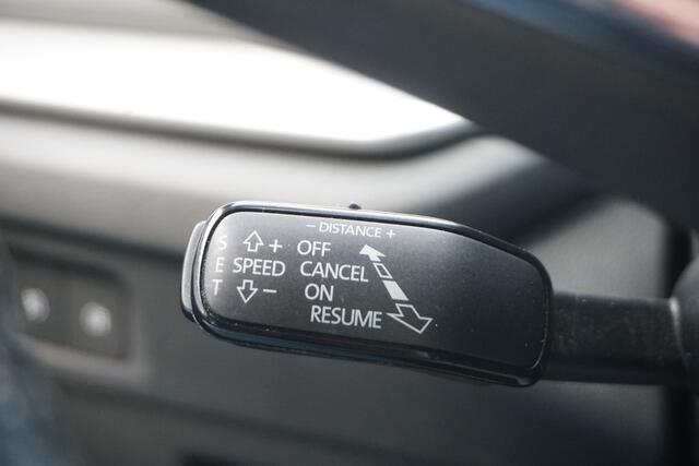 Skoda OCTAVIA Combi 1.0 e-TSI Sport Automaat | METALLIC WIT | ACC | STUURVERW. |