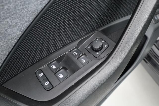 Skoda OCTAVIA Combi 1.5 TSI MHEV Business Edition | Pano | Camera | Apple CarPlay | Stoel- Stuurverw. | Keyless |