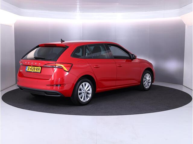 Skoda SCALA 1.0 TSI Ambition 110 PK | Verlengde garantie | Navigatie via App | Parkeersensoren | Privacy glas |