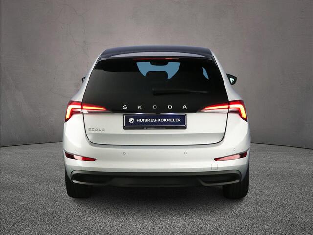 Skoda SCALA Sport Business 1.0 TSI 110pk DSG Automaat Panoramadak, Achteruitrijcamera, Cruise control, App connect, LED koplampen, Parkeersensor achter, Airco, DAB, Radio