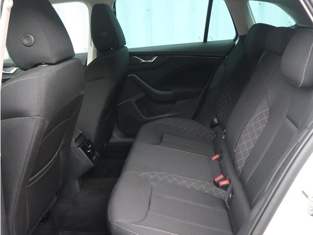 Skoda SCALA 1.0 TSI 110pk AUTOMAAT DSG | AIRCO | NAVI | APPLE CARPLAY/ANDROID AUTO |