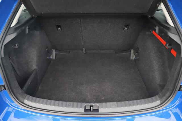 Skoda SCALA 1.0 TSI Style 116PK Navigatie Carplay Android Clima Cruise 16 inch LMV Parkeersensor