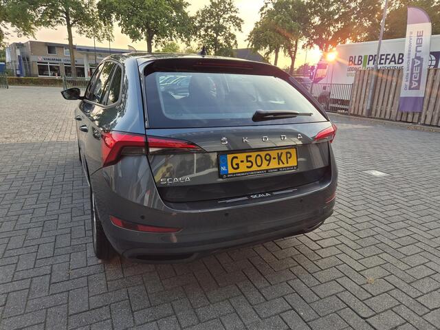 Skoda SCALA 1.0 TSI Ambition app carplay led trekhaak