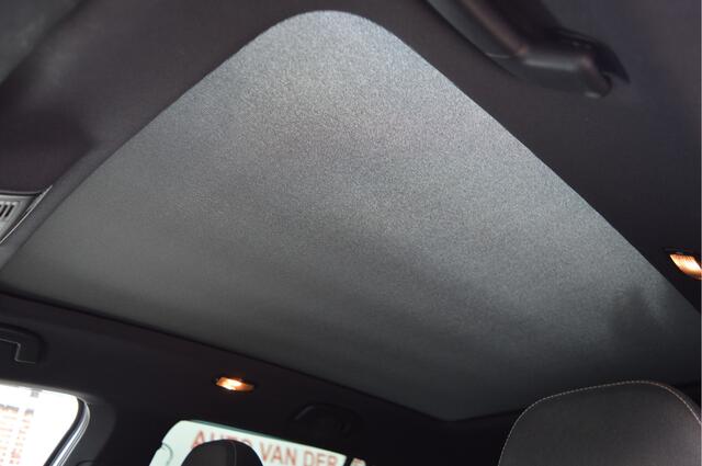 Skoda SCALA 1.0 TSI Sport Busn. / Led kopl. / Pano / Apple, android