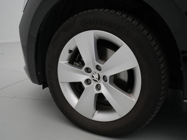 Skoda SCALA 1.0 TSI 110pk Ambition Navi via App Airco Cruise Lm Velgen 122