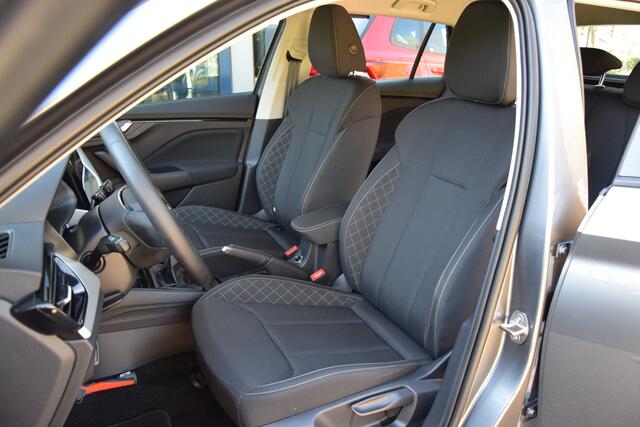 Skoda SCALA 1.0 TSI 110PK Ambition | Org. NL | Fabrieksgarantie | Virtual Cockpit | PDC Achter | Navigatie | Full LED | Apple Carplay/Android Auto | Cruise Control | Verkeersbordherkenning |