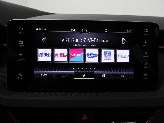 Skoda SCALA Monte Carlo 1.0 TSI 115 pk Panoramadak | Navigatie | Camera | Apple Carplay/Android Auto | Lichtmetalen velgen 18" | Climate conrol |