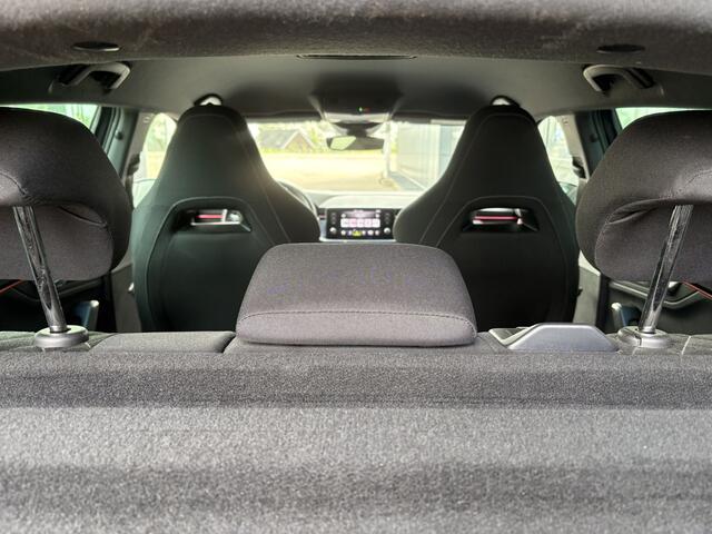 Skoda SCALA 1.0 TSi Sport Business CLIMA/CRUISE/CARPLAY/DAB/PDC/18INCH/TREKHAAK