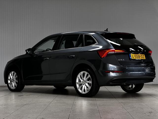 Skoda SCALA 1.0 TSI Business Edition/ 17'' LMV/ Apple + Android/ Virtual Cockpit/ LED Koplampen/ Lane-Assist./ Keyless-GO/ Stoelverw./ Navi/ Clima/ Cruise/ Multi. LEDER. Stuur/ Mistl./ Chroom/ Extra getint glas.
