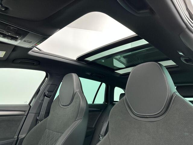 Skoda SUPERB Sportline Business 1.5 110 kW / 150 pk TSI Combi 7 Panoramadak - Trekhaak - 19 inch LM
