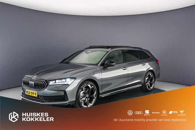 Skoda SUPERB Combi Business Edition 1.5 TSI PHEV 204pk DSG Automaat Trekhaak, Panoramadak, Head up display, Adaptive cruise control, Navigatie, Achteruitrijcamera, LED matrix koplampen