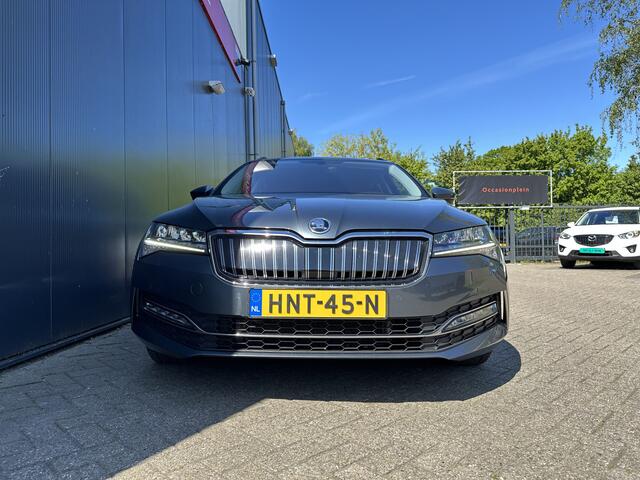 Skoda SUPERB Combi 1.4 TSI iV Sportline Business 156 / 218PK | Trekhaak | Leder | Clima