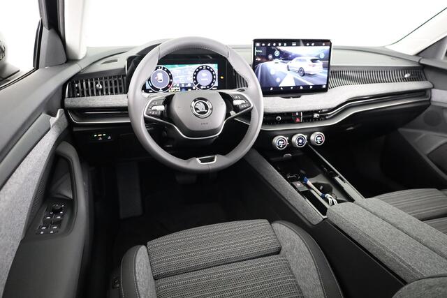 Skoda SUPERB Combi Business Edition 1.5 TSI PHEV 204pk | 19 inch | Elek. + massagestoelen | Stoelverwarming | Adaptive Cruise | Blind Spot | Navigatie | Camera |