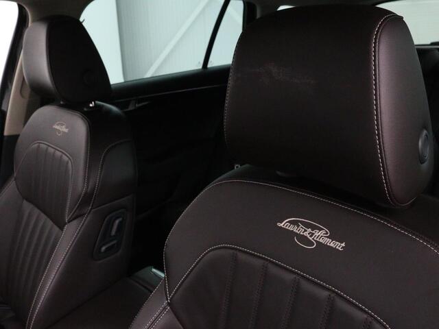 Skoda SUPERB 1.4 TSI iV Laurin & Klement | Leder | Trekhaak | Adaptive cruise | Stoelverwarming | Canton Sound | Navigatie | Memory | Full LED | Keyless | Carplay | PHEV
