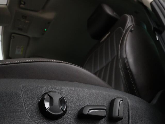 Skoda SUPERB 1.4 TSI iV Laurin & Klement | Leder | Trekhaak | Adaptive cruise | Stoelverwarming | Canton Sound | Navigatie | Memory | Full LED | Keyless | Carplay | PHEV