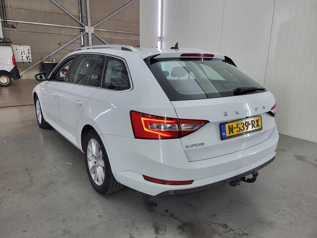 Skoda SUPERB Combi 1.5 TSI ACT Business Edition Plus | Verwacht | Trekhaak | Elektrische stoelen | Navi | Camera |