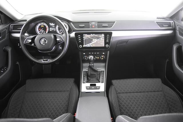 Skoda SUPERB Combi 1.5 TSI ACT Ambition Business *1ste Eigenaar*Navigatie*Parkassist*