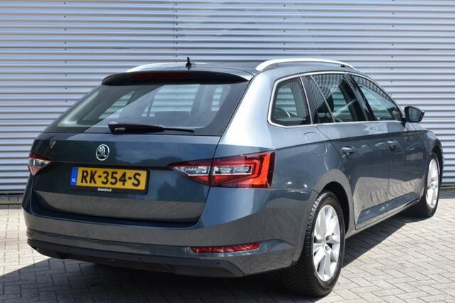 Skoda SUPERB COMBI 1.4 TSI DSG7 STYLE BUSINESS / P.DAK / EL. STOELEN / KEYLESS
