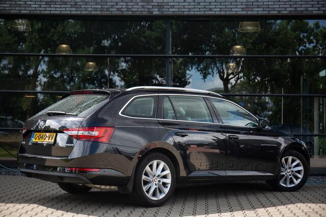 Skoda SUPERB Combi 1.5 TSI ACT Sportline Business , Adap. cruise, Carplay, Canton audio,