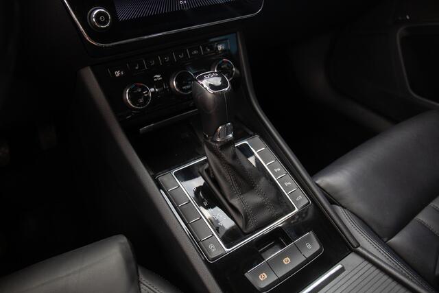 Skoda SUPERB Combi 1.5 TSI ACT Sportline Business , Adap. cruise, Carplay, Canton audio,