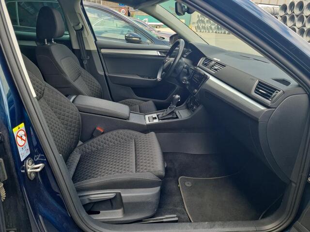 Skoda SUPERB Combi 1.4 TSI iV Business Edition | WORDT VERWACHT | Trekhaak | Cruise | A.cam |