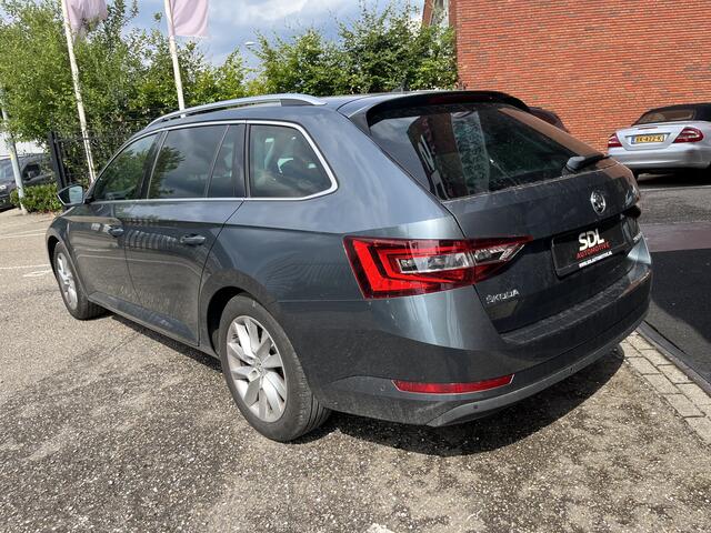 Skoda SUPERB Combi 1.5 TSI ACT Style Business // LED // KEYLESS // ELEK. STOELEN+GEHEUGEN // LEDER // ADAPT. CRUISE // WEGKLAPBARE TREKHAAK //