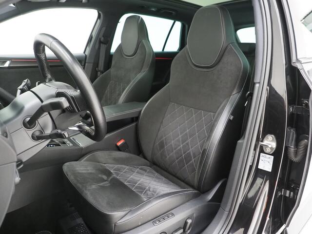 Skoda SUPERB Combi 1.4 TSI iV Sportline 218PK | Panoramadak | Trekhaak | Canton | Sportstoelen | Camera | Keyless