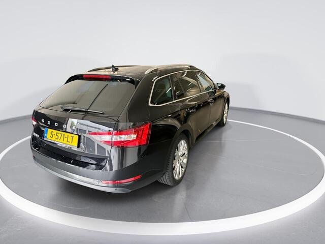 Skoda SUPERB Combi 1.5 Tsi 150pk DSG ACT Business Edition Plus · Apple/Android Car Play · Camera · Keyless · Elek. Achterklep · Cruise Control · Stoelverwarming · 18'' Inch · Garantie t/m 23-03-2027 of 100.000km