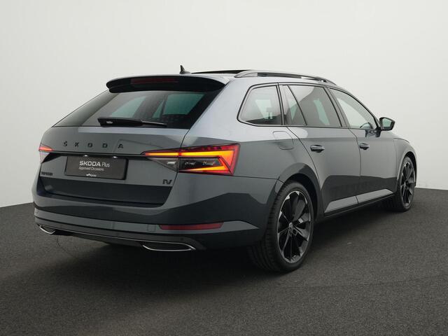 Skoda SUPERB Combi 1.4 TSI 218 pk DSG iV Sportline Business | Panoramadak | Trekhaak | Geheugenstoelen | Matrix LED | Leder/alcantara