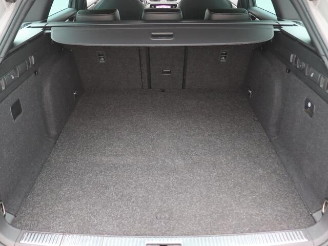 Skoda SUPERB 1.4 TSI iV Sportline Business Trekhaak wegklapbaar, Elek. achterklep, Stoel-Stuurverwarming, Navi, Adaptive Cruise Control, Keyless, 19" Vega LMV, Keyless