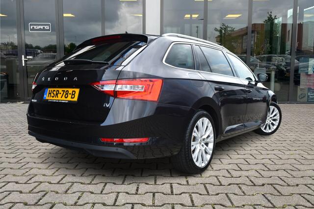 Skoda SUPERB Combi 1.4 TSI iV Business Edition Plus | ACC | Trekhaak | Canton |
