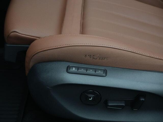 Skoda SUPERB Combi 1.5 TSI 204 pk DSG PHEV Laurin & Klement | Panoramadak | Leder | Geheugen-/massagestoelen | Rondomzicht camera | Head-Up Display | Canton | Stoelventilatie