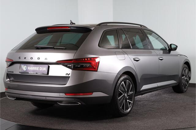 Skoda SUPERB Combi 1.4 TSI iV Sportline Business- Automaat | Dig. Cockpit | Cruise | Stoel-+Stuurverw. PDC | Camera | App. Connect | ECC | Elek. Klep | LM 18" | 1944