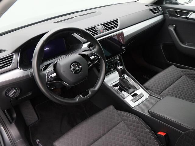 Skoda SUPERB Combi 1.4 TSI 218 Pk iV Business Edition Plus | Adaptive Cruise | Carplay | Sensoren | Stoel Verwarming | Climate Control | 17 Inch | 95.827 Km!!