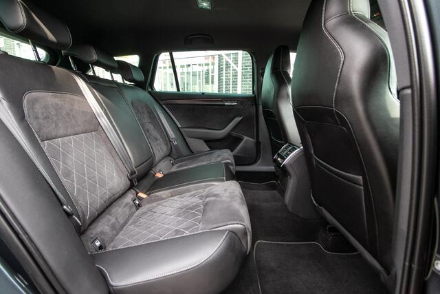 Skoda SUPERB Combi 1.4 TSI iV Sportline Business - Apple cp/Android auto | trekhaak