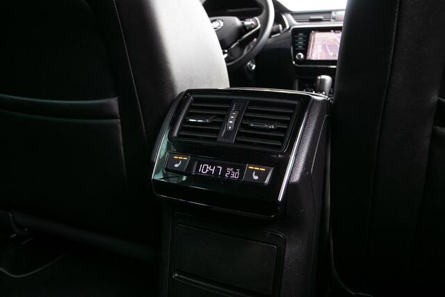 Skoda SUPERB Combi 1.4 TSI iV Sportline Business - Apple cp/Android auto | trekhaak