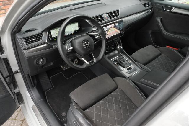 Skoda SUPERB Combi 1.4 TSI iV Sportline Business