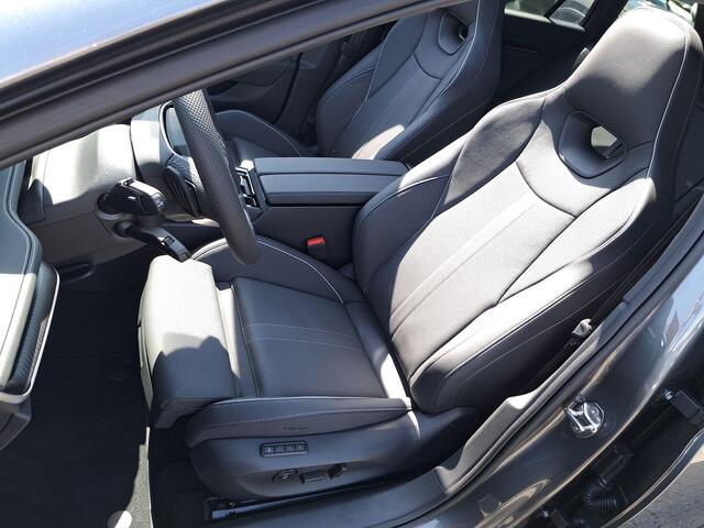 Skoda SUPERB combi Sportline Business 1.5 TSI PHEV 150 kW / 204 PK Combi | Metallic Lak | 19'' Velgen | Travel assist Plus | 2000,- inruilvoordeel