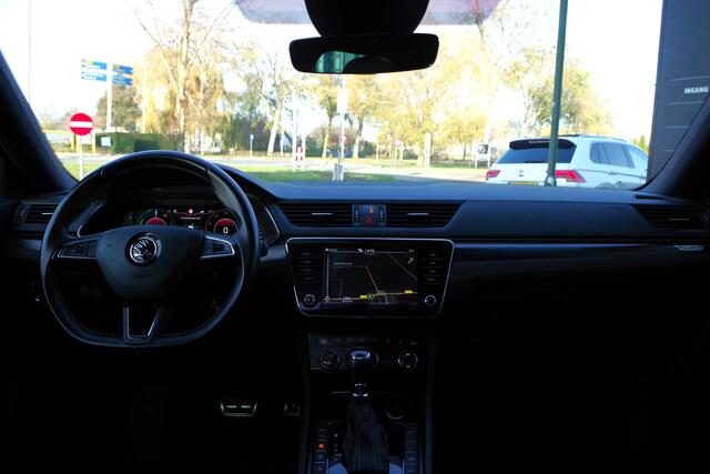 Skoda SUPERB Combi 1.4 TSI iV 218m PK Sportline BNS PHEV, Panoramadak, Adap. Cruise Control, Matrix-LED