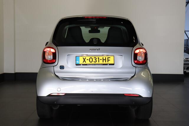 Smart FORTWO EQ Comfort 60KW | A/C Climate | Cruise | Stoel verw. | ¤ 10.950,- Incl. BTW