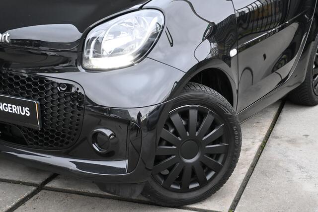 Smart FORTWO EQ Essential 18 kWh | STOELVERWARMING | CLIMATE CONTROL | ALL-SEASONBANDEN
