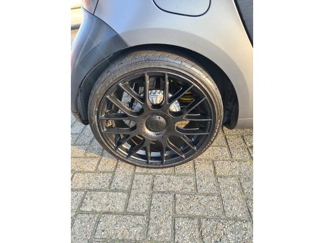 Smart FORTWO cabrio 1.0 Turbo BRABUS Xclusive Cabrio garantie!