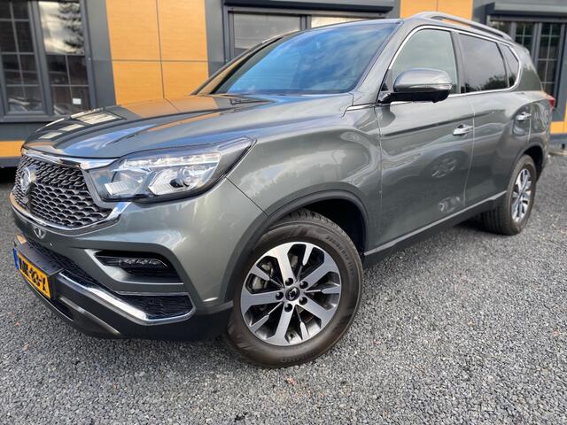Ssangyong REXTON 2.2 E-XDI SAPPHIRE FULL Options slechts 34DKM NL AUTO 3500KG Gri